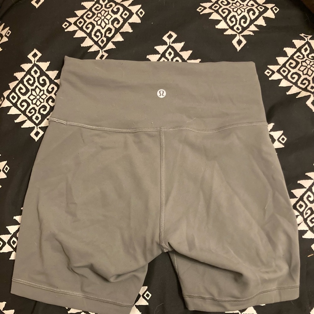 Lululemon Wunder Shorts